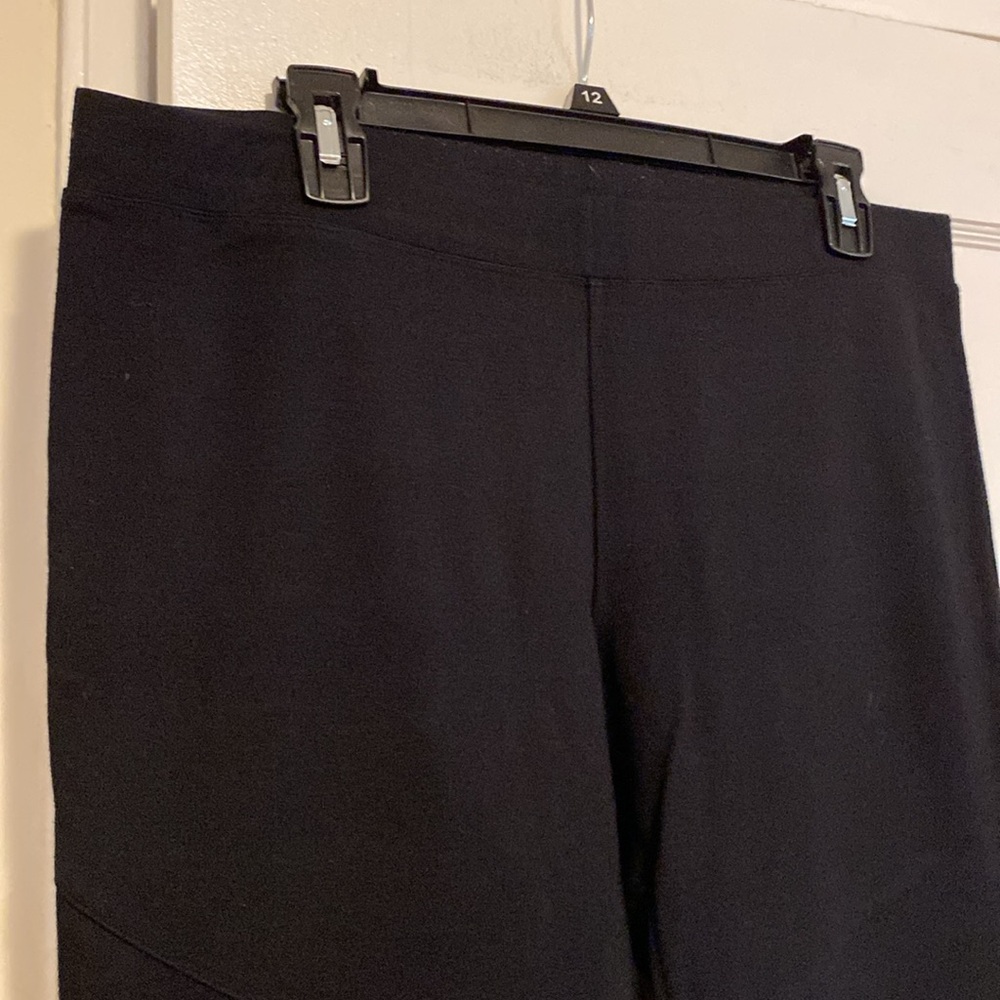 🎀 5/$20 🎀 Express black leggings with zipper accents at ankles size large